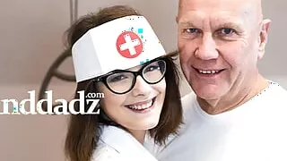 Nurse Sara Bell takes Good care of Senior Citizen