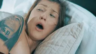 Latvian Mina K Gets Creampied