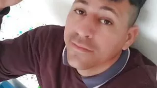 Horny man looking for a delicious ass to give him a dick