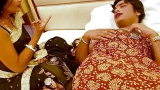 Daughters Boyfreind Sleep In Bed With Daughters Dress And Doing Lesbo With Her Mom