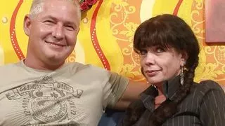 German Husband swap his mature wife with Stranger for her first MMF 3Some