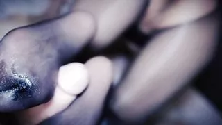 Many fans want to see the soles of my stockings.