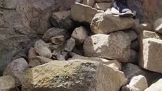 (TRUE AMATEUR) GF strips and squirts outdoors for the first time in front of strangers