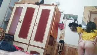 Bolly_Karma_061 _  flash ass, move sexy