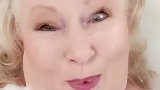 Terrytowngal, Your Hot Granny, Shows Off Her Naughtiness For You