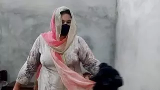 Desi House Wife homemade single