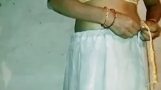 Seema Haider ki chudai video ! hot bhabhi ki chudai ! desi bhabhi ki chudai