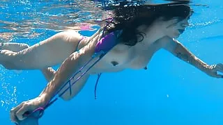 Latina babe Lia Ponce and a Hungarian