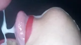 CLOSE UP: Aweosome Mouth to FUCK