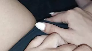 Mio.marivo goes away and I make a finger watching a porn and squirto