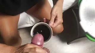 Old lady blowjob handjob cum in coffee food fetish