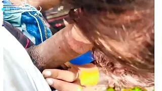 Park mai khade khade choda, condom lga ke Lund chusaya