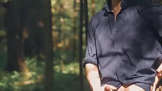 Handsome man Noel Dero decided to masturbate in the woods because he really wanted to fuck