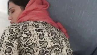 18 Years Old Iranian Boy Fucked His Big Ass Stepmom While Daddy Is Not Home