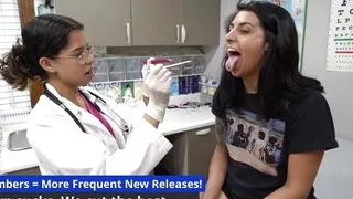 Raven Rogue Is Humiliated By Dirty Dermatologists Doctor Aria Nicole When She Goes To Get A Wart Removed GirlsGoneGynoCom!