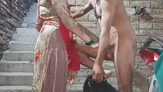 Sage chacha ke beti ka chut ka pani nikala