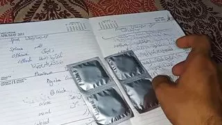 Mari didi ke kam to check karo apne boyfriend se chudwany ka leya condoms use karti ha, or mujay bolte ha bhayia ja to mar nhi h