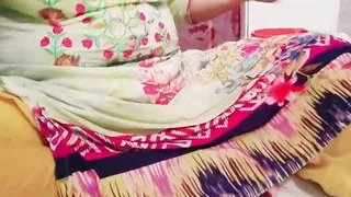 Bengali Housewife Hardcore Pussy Fingering with Cucumber.