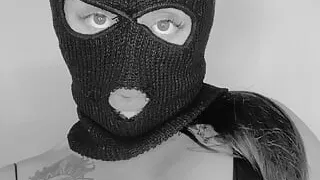 Lady Robbeerr got fucked in house