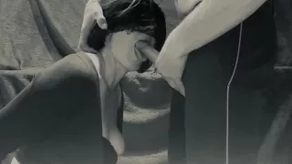 elle suce son pompier qui rentre de la caserne