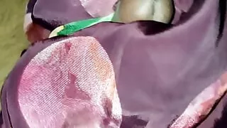 Satin silk handjob porn - Bhabhi ki reshmi salwar me muth mari (101)