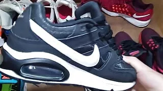Nike Air Max Command Big Cum load
