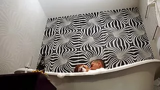 StepDad fucking my stepsister in the family bathtub