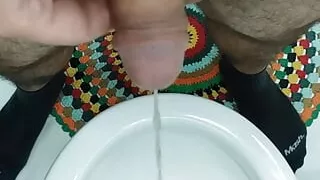 Pissing with Pedro Pentel