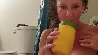 Real Amateur Horny MILF Barhtub Play