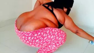 BBW Arabian hot Amateur maid dirty fucks the owner & destroys her big ass, while sweeping the office room - Big Boobs & Huge Ass