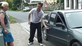 Dude picks up blonde mature and fucks her hairy cunt