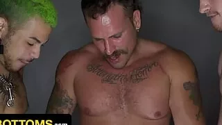 El Andy Joins Hardcore Gangbang with Jay Tee, Malakai White, Brody Fox, Jake Jackson - Pig Bottoms