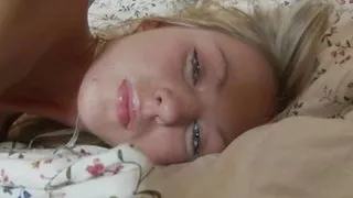 Barely Boobed Coed Indi Fingers And Vibes Her Slit After Waking up!