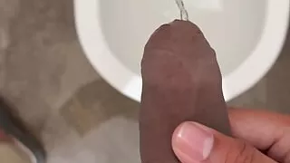 12inches cock pissing and dancing