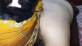 Hot stepmom ne Sunday waly din apny sa chudwaiya with dirty talk in clear Hindi audio