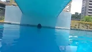 Fucking in the pool with my girlfriend with a happy ending
