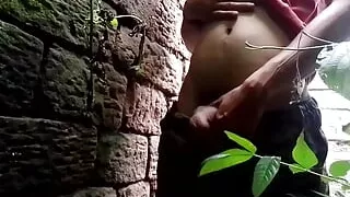 Nirmal Sir ke Ghar mai bivi ko gaand marwate dekh muth maari aur pesaab kiya chupke se