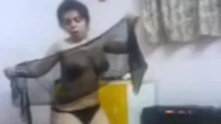 Iranian Girl Sexy Dance