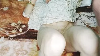 Jija ne apni sali so rahi dekha gar me koi nhi thaa to jija ne sali ko chod dala