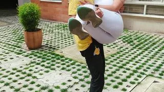 a stranger helps me and I fuck him at home