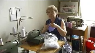 Oma Hotel- Agnes, dirty and horny granny in her self-entertaining action