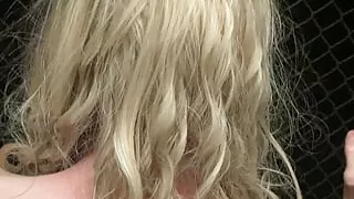 Astrid Apathy Public Show on Overpass