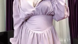 cheating on my husband by talking to him on the phone and expanding my pussy to climax.