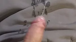 Young lad with big cock shoot massive load in car