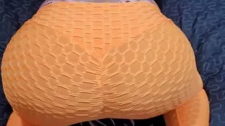 Marianniz Gets Her Protein After the Gym