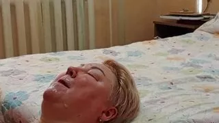 in 10 minutes, the stepson came twice in my mouth close up