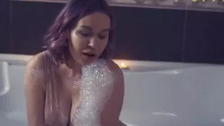 Erotic - Video: Alone in the Bathroom  Murstar