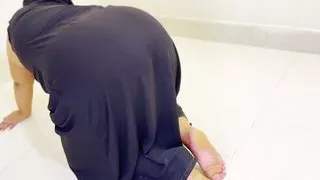 (Bada Gandwali Muslim Burqa aur Hijab Aunty Ko chodne ke liye majbor) Real Saudi Sex