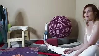 Aurora Willows working out in white yoga pants