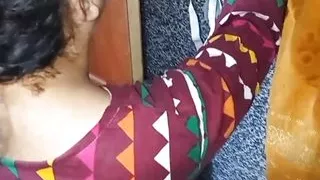 Bhari baji ne apne choty bhai ko Bra chori karnay ka bad rangay hathoun pakar liya, clear urdu voice